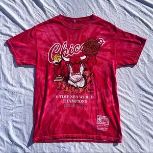 Chicago Bulls Mitchell & Ness Red Tie-Dye T-Shirt Size Medium